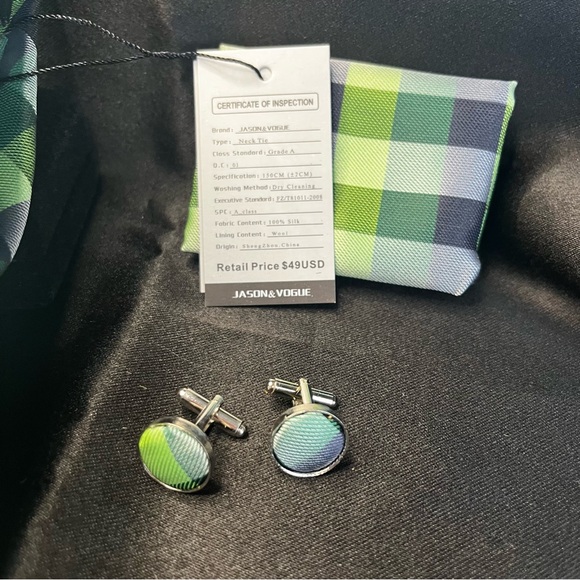 NWT- Silk Green & Navy Plaid Tie with Matching Pocket Square and Cufflinks - Picture 5 of 5